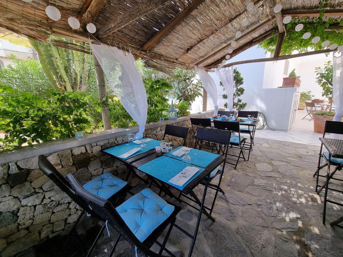 Villa Bina Sea Hotel Sant'Angelo  Exteriör bild