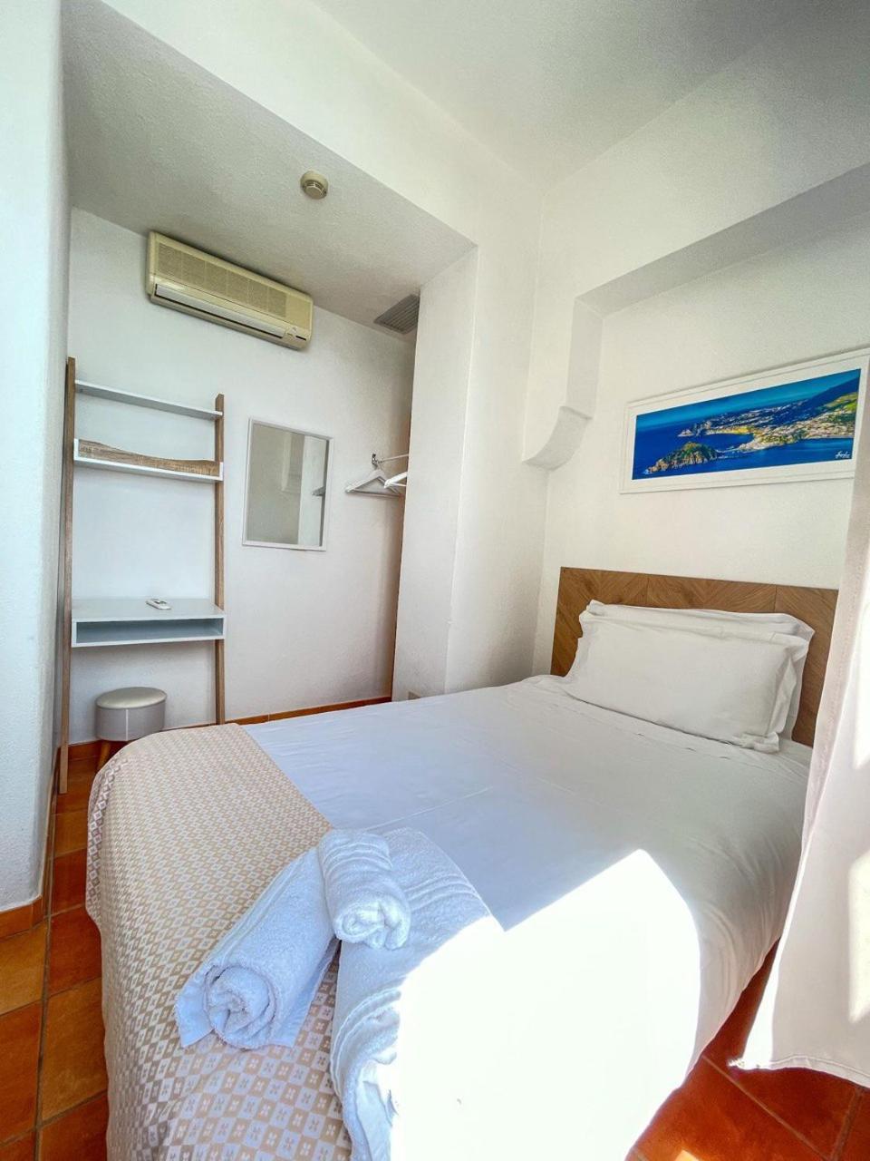 Villa Bina Sea Hotel Sant'Angelo  Exteriör bild